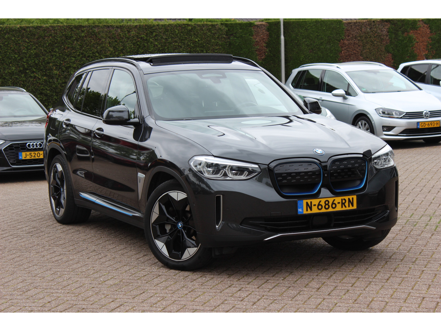 BMW