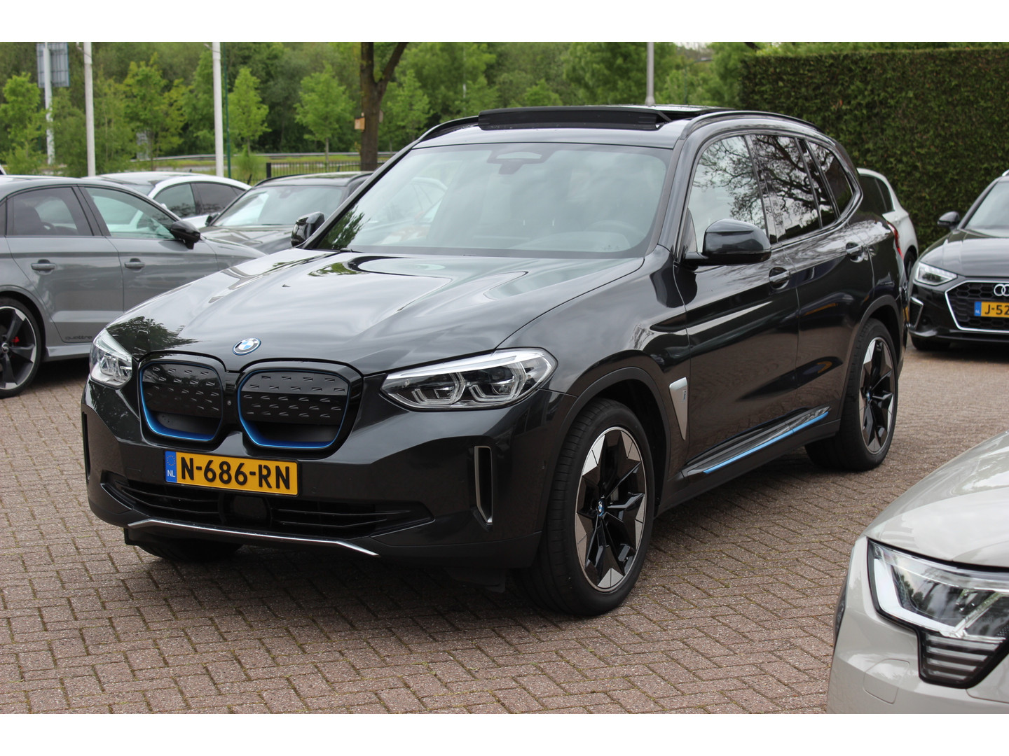BMW