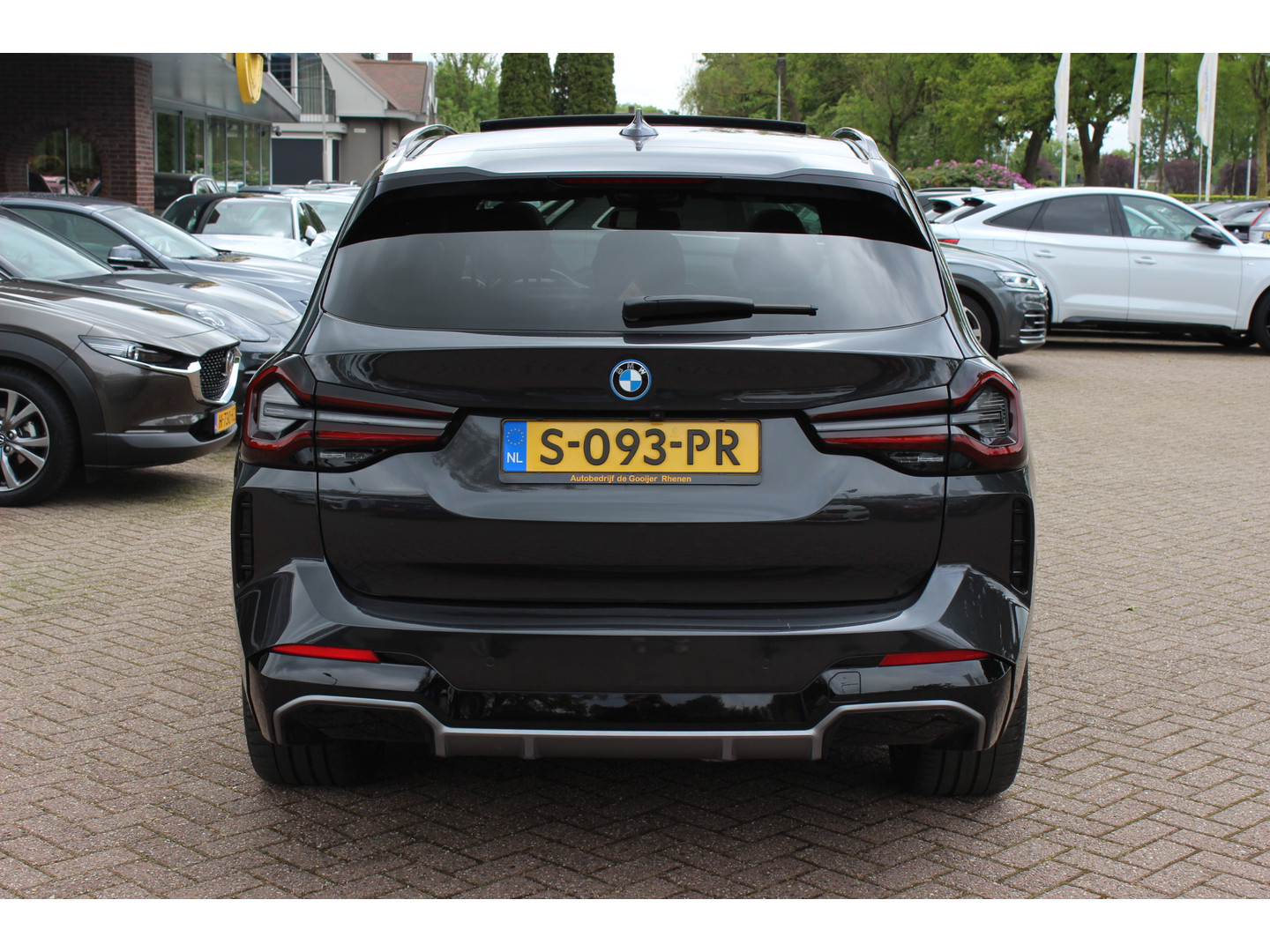 BMW