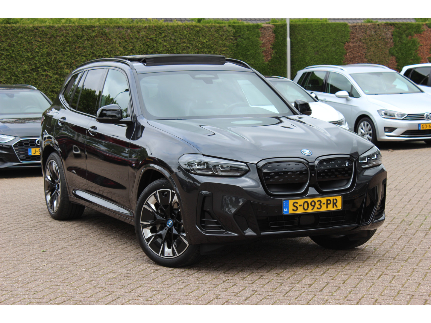 BMW