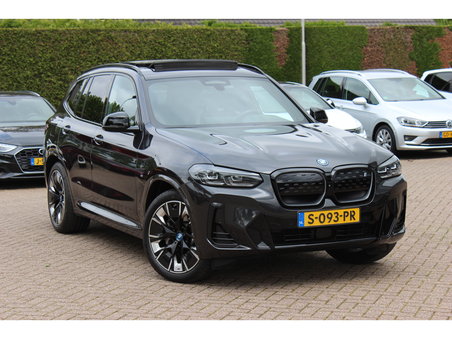 BMW