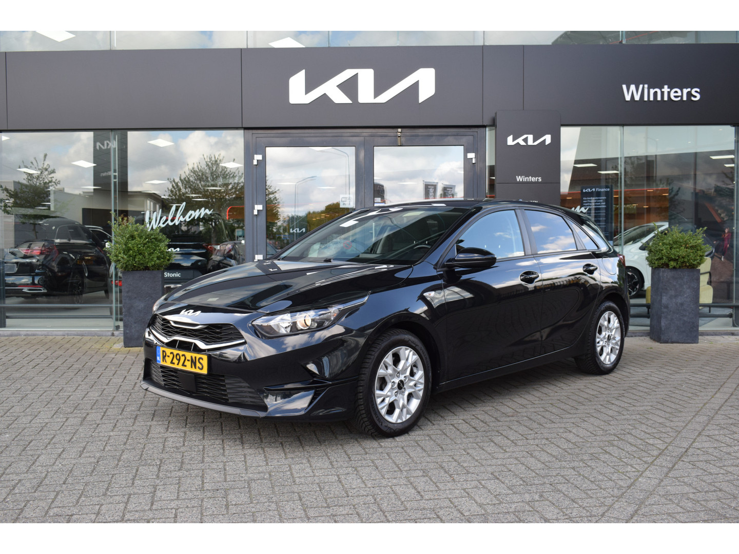 Kia