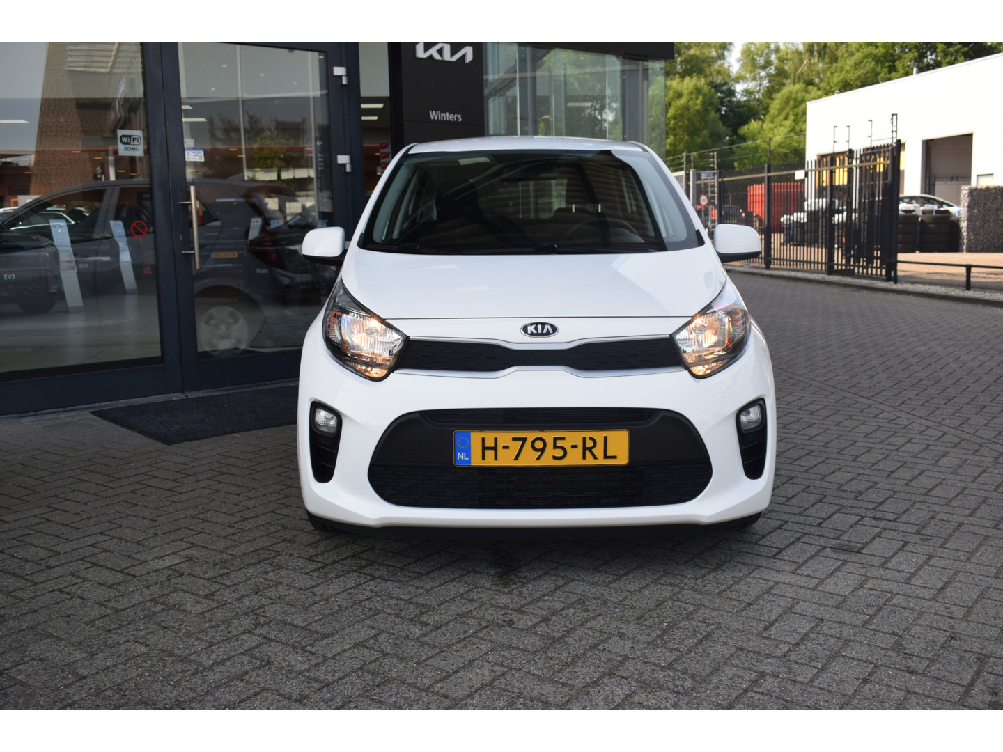 Kia