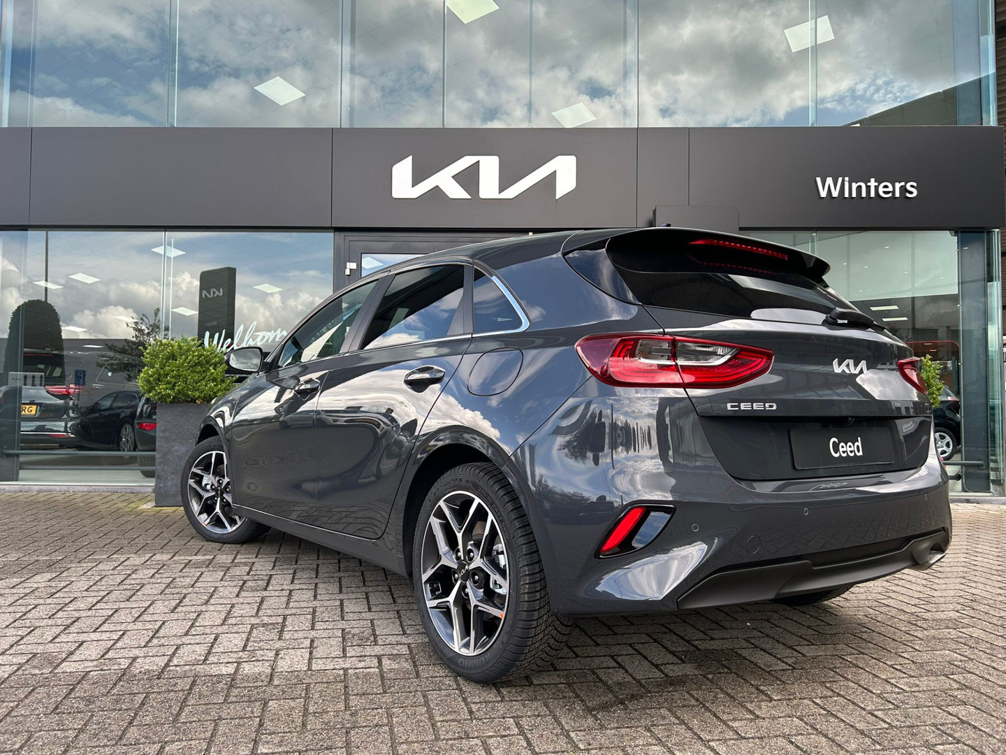 Kia