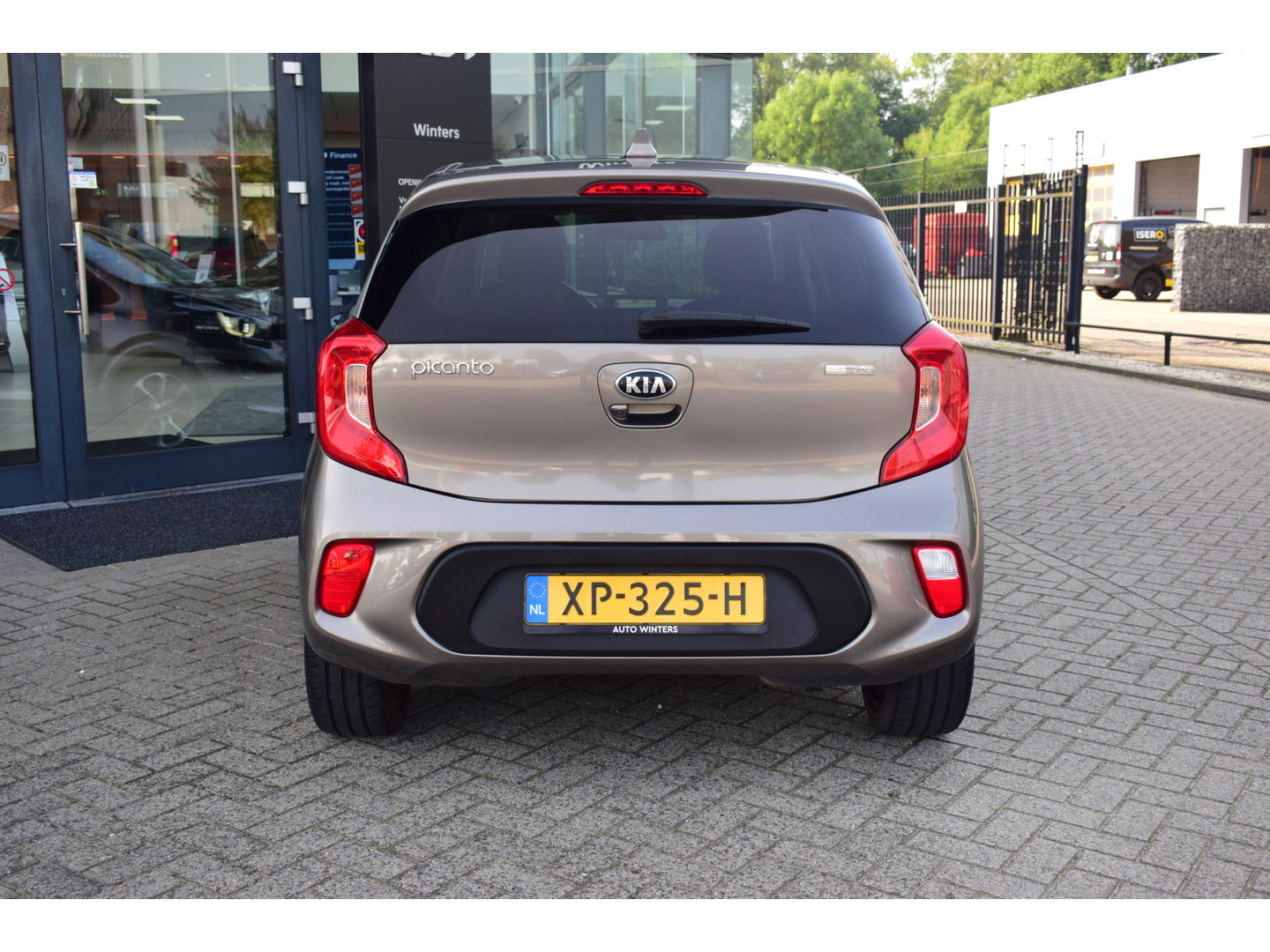 Kia