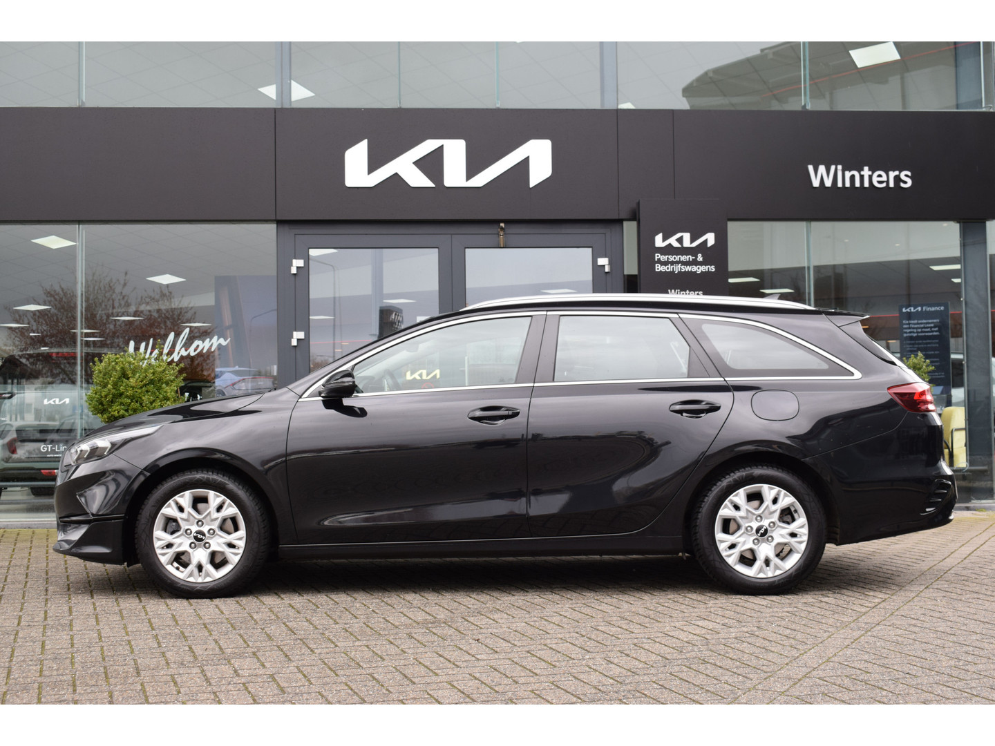 Kia