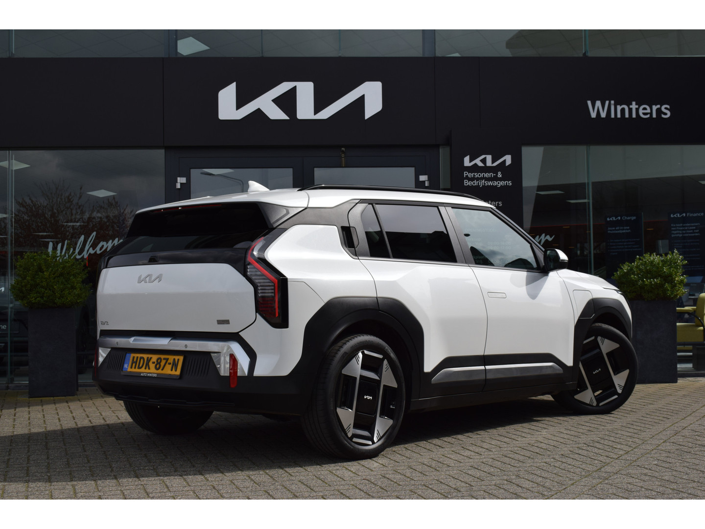 Kia