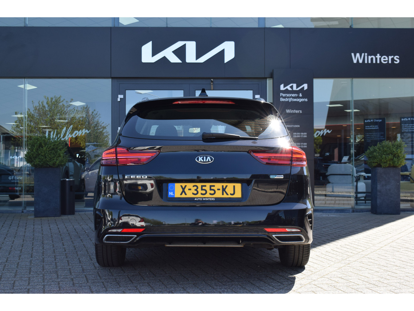 Kia