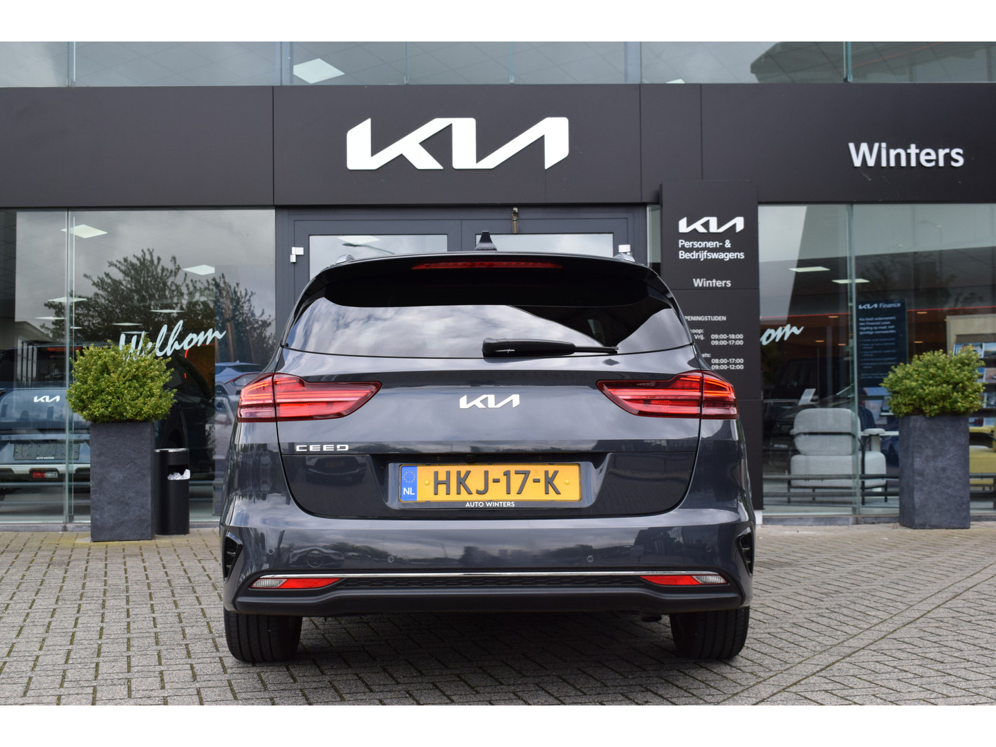 Kia