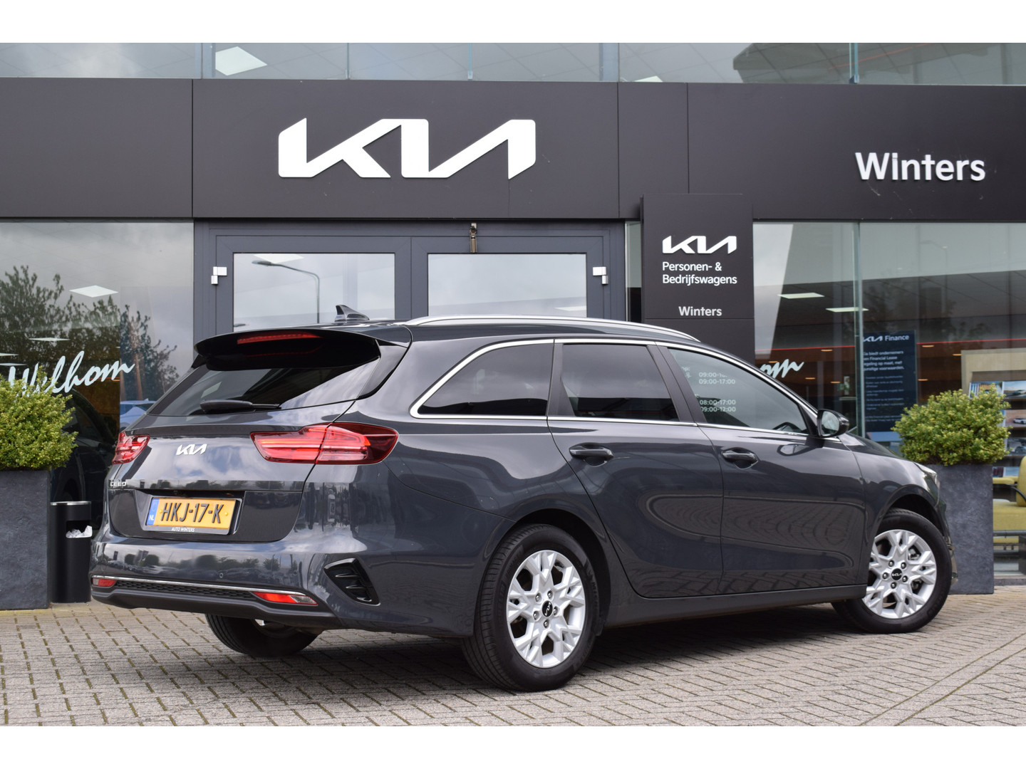 Kia
