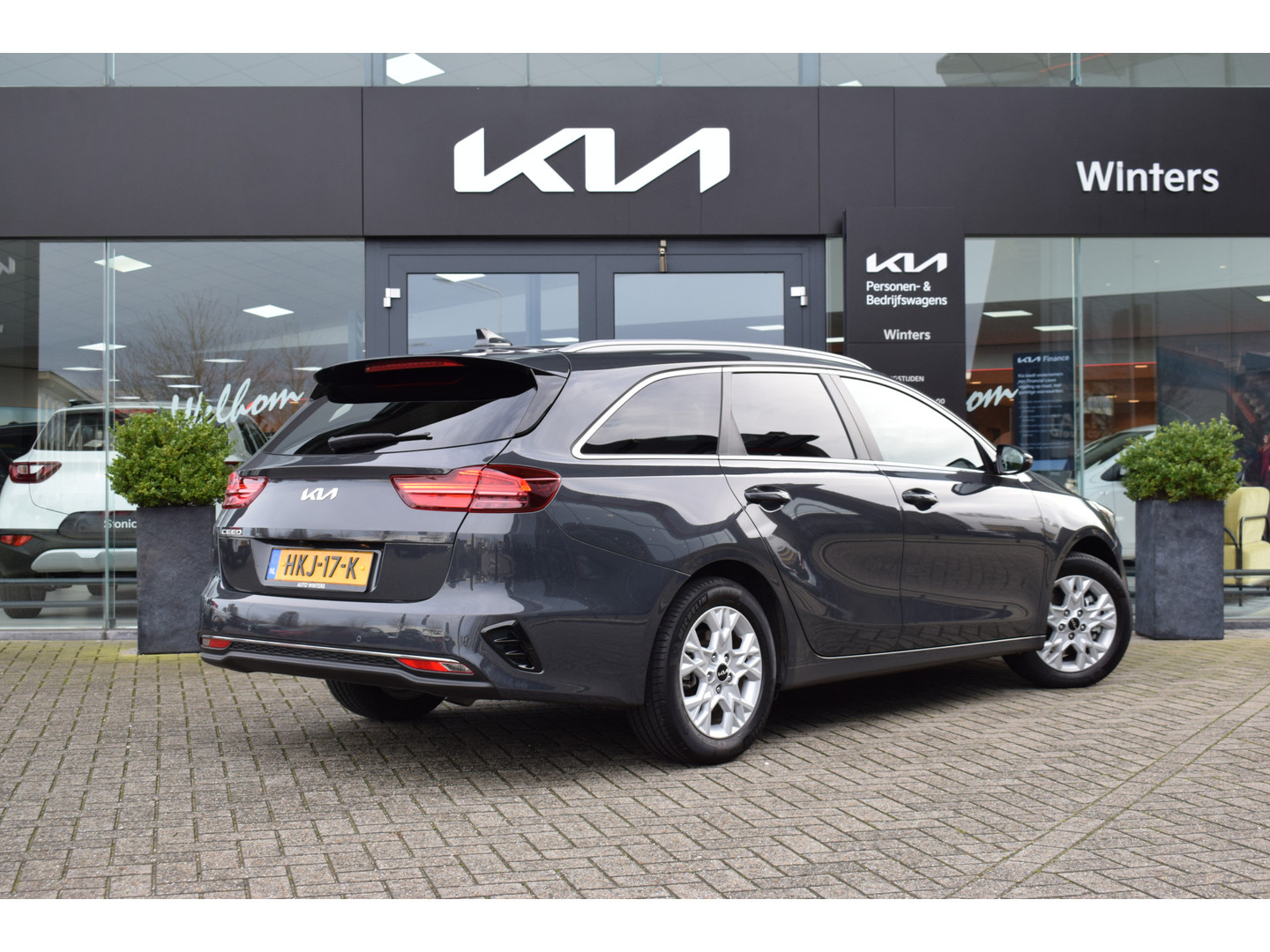 Kia
