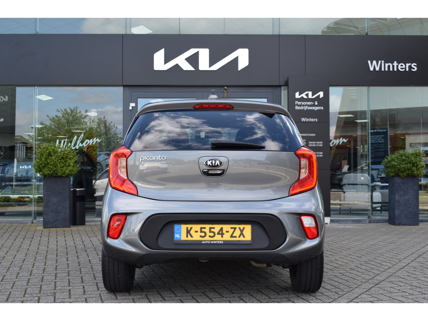 Kia