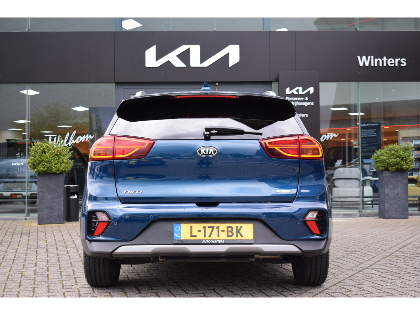Kia