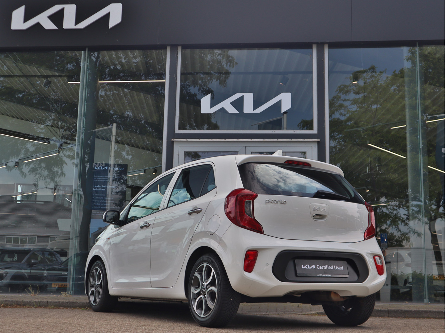 Kia