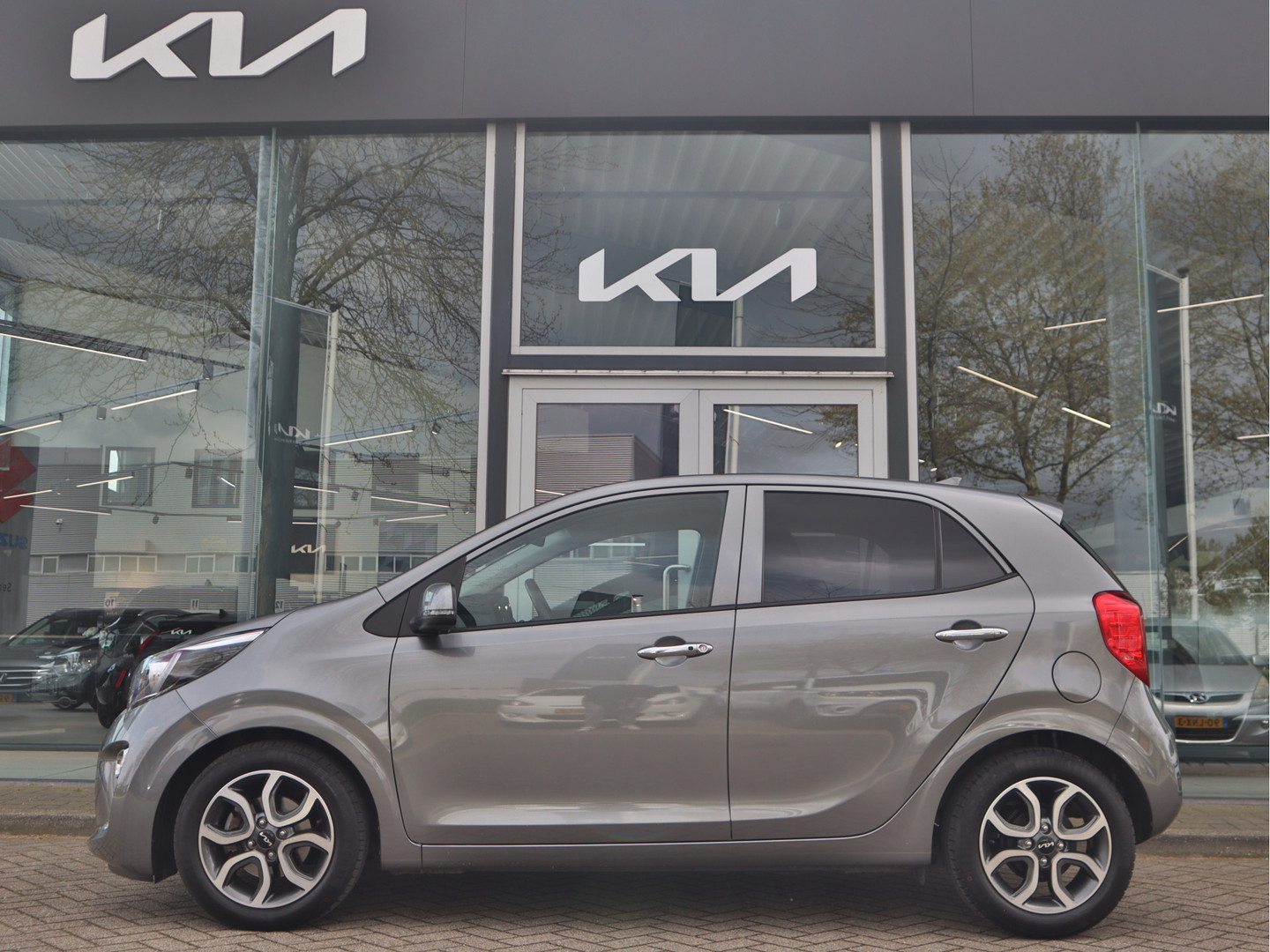 Kia