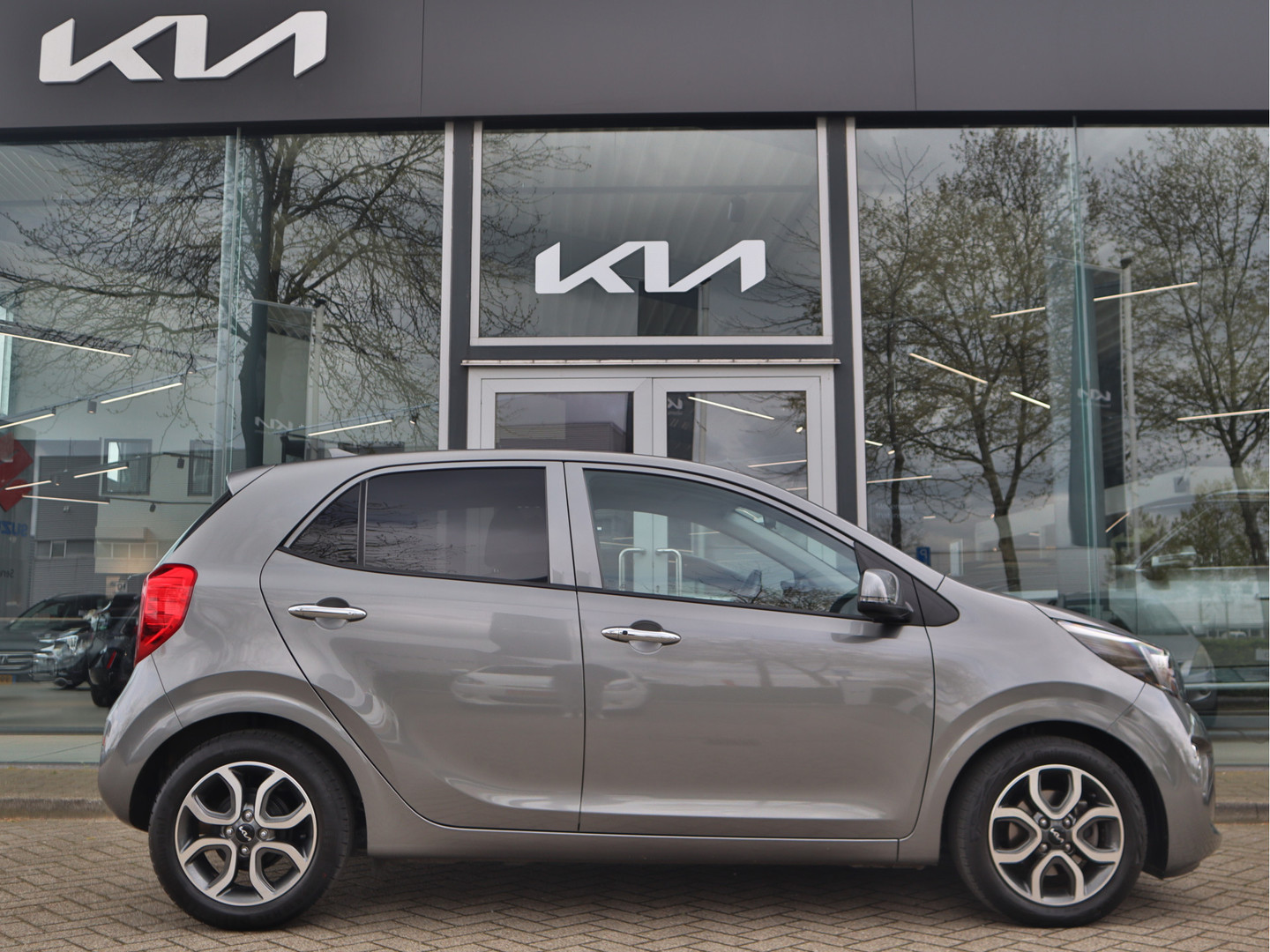 Kia