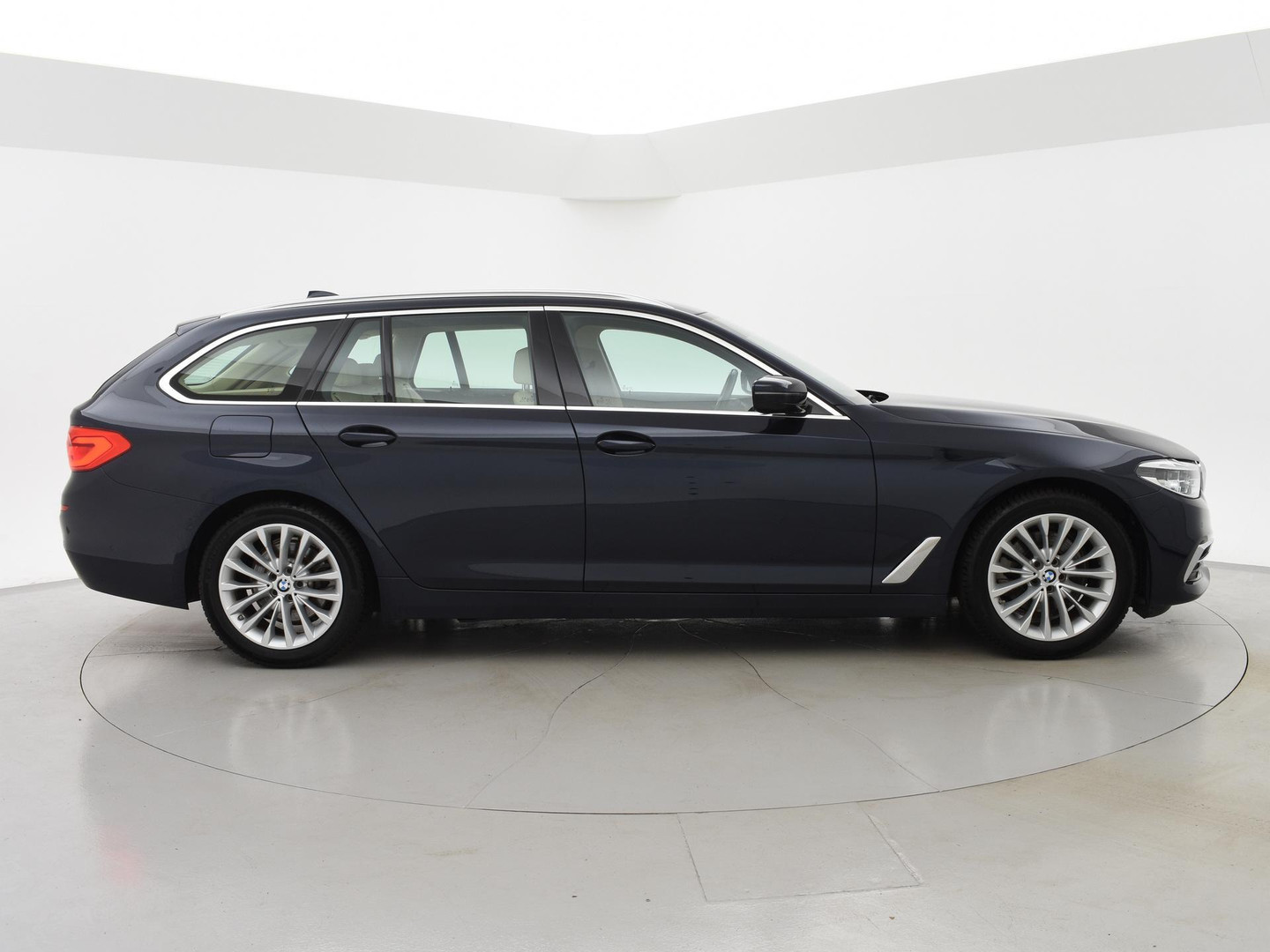 BMW BMW