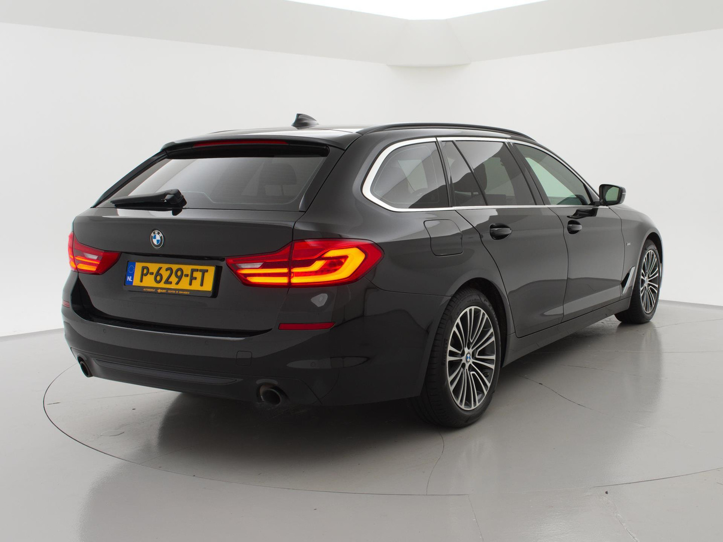 BMW BMW