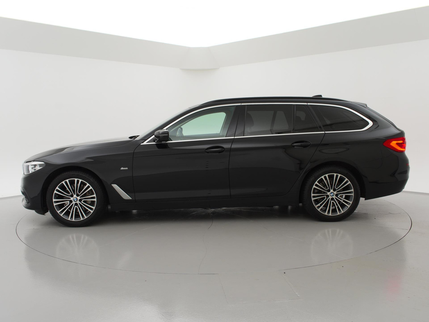 BMW BMW
