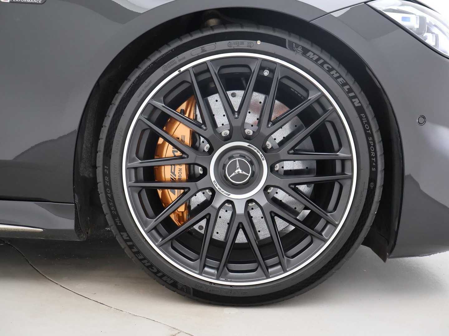 Mercedes-Benz Mercedes-Benz