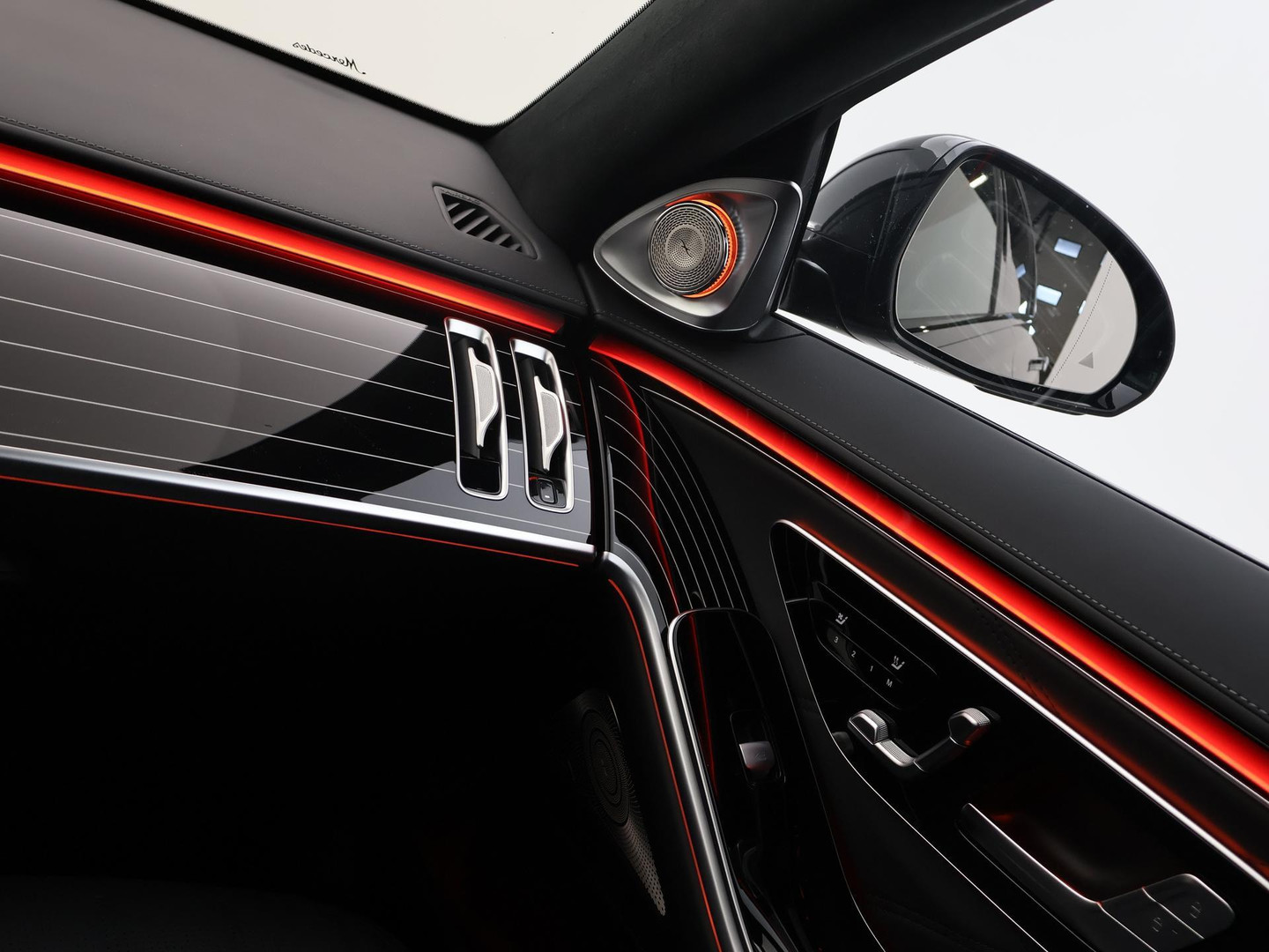 Mercedes-Benz Mercedes-Benz