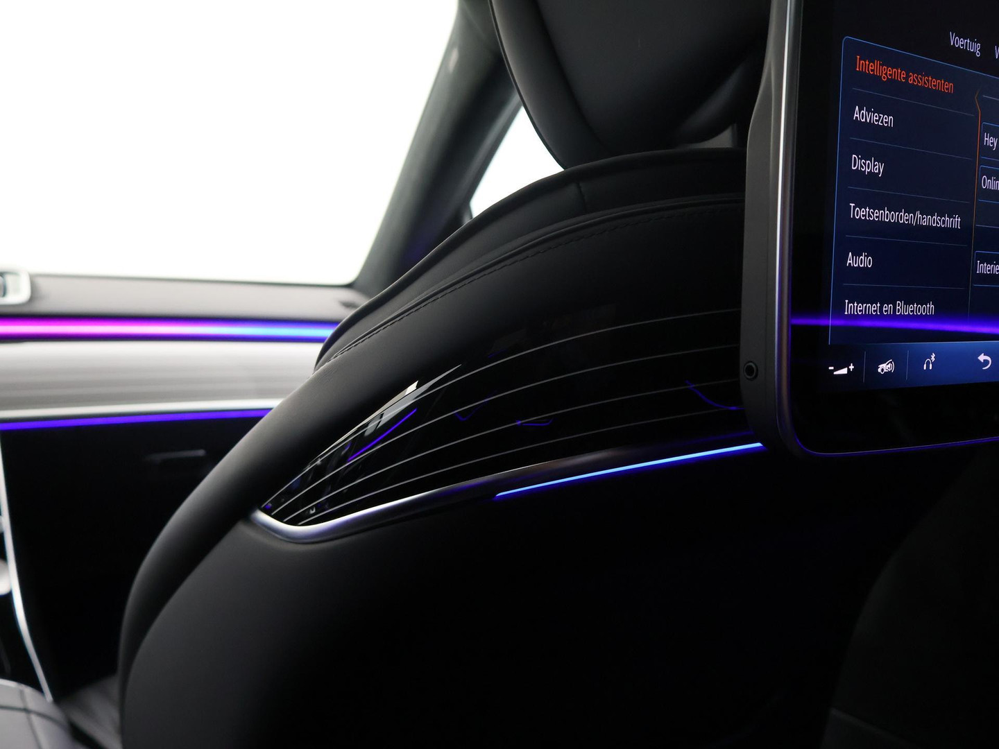 Mercedes-Benz Mercedes-Benz