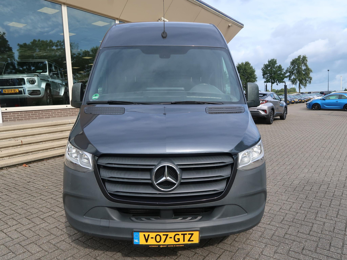 Mercedes-Benz Mercedes-Benz