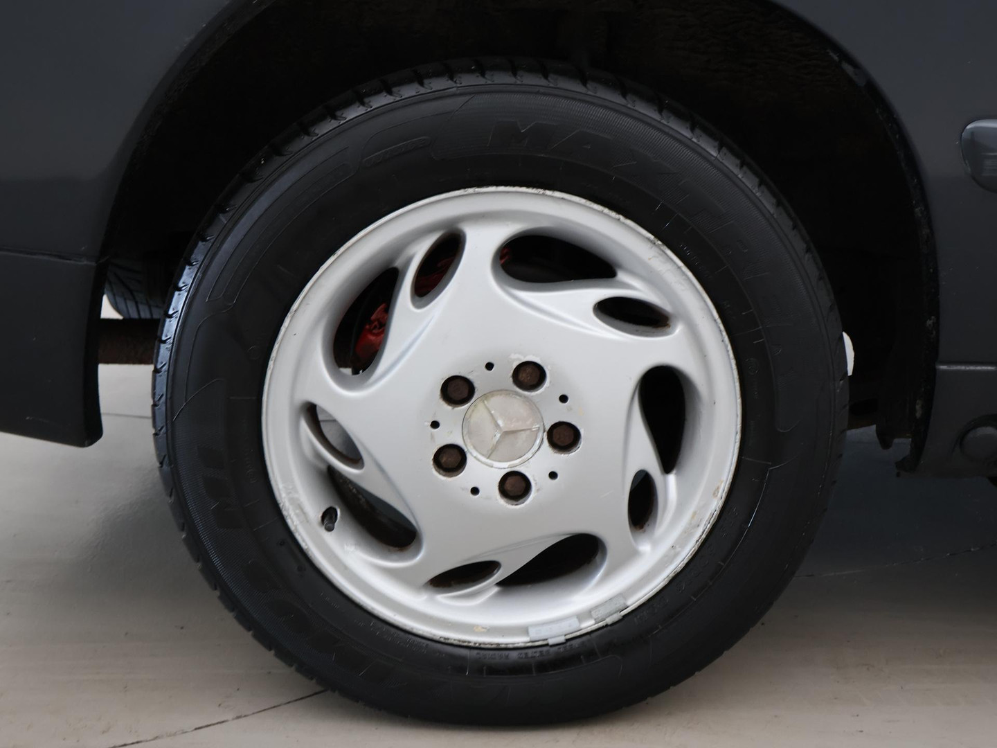 Mercedes-Benz Mercedes-Benz