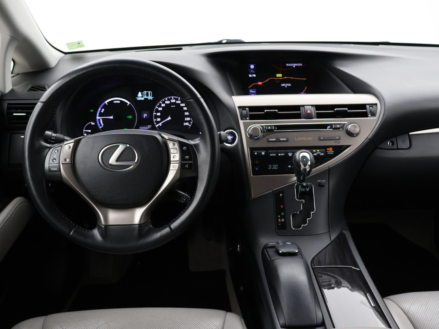Lexus Lexus