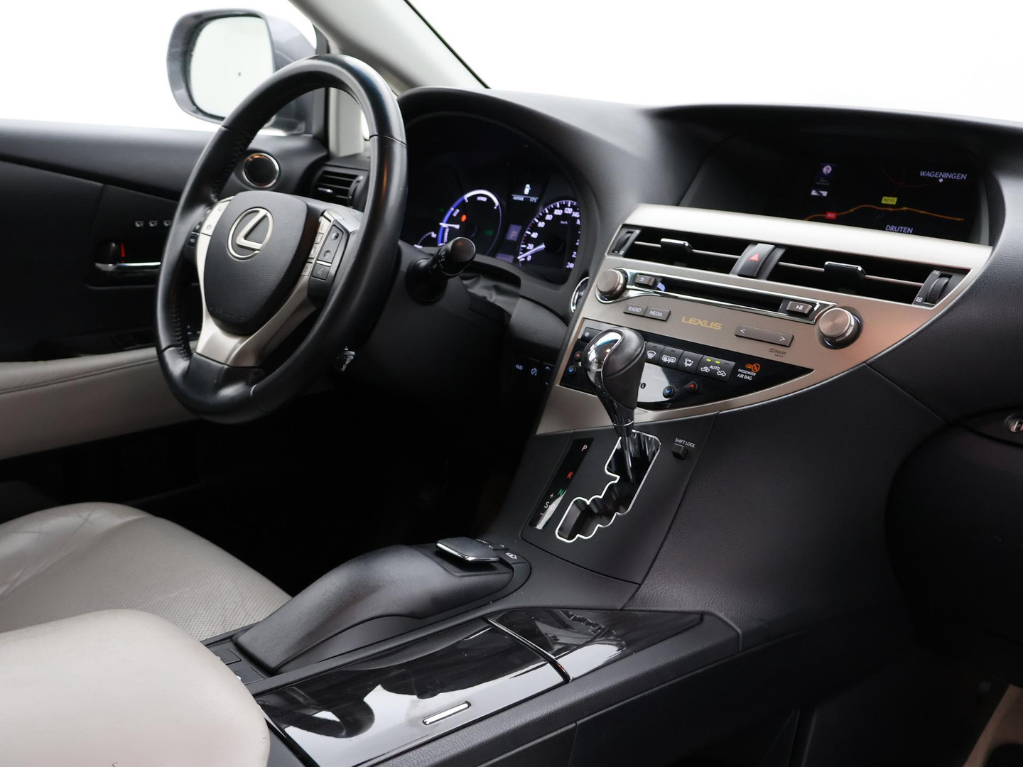 Lexus Lexus