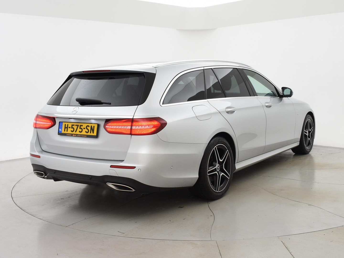 Mercedes-Benz Mercedes-Benz