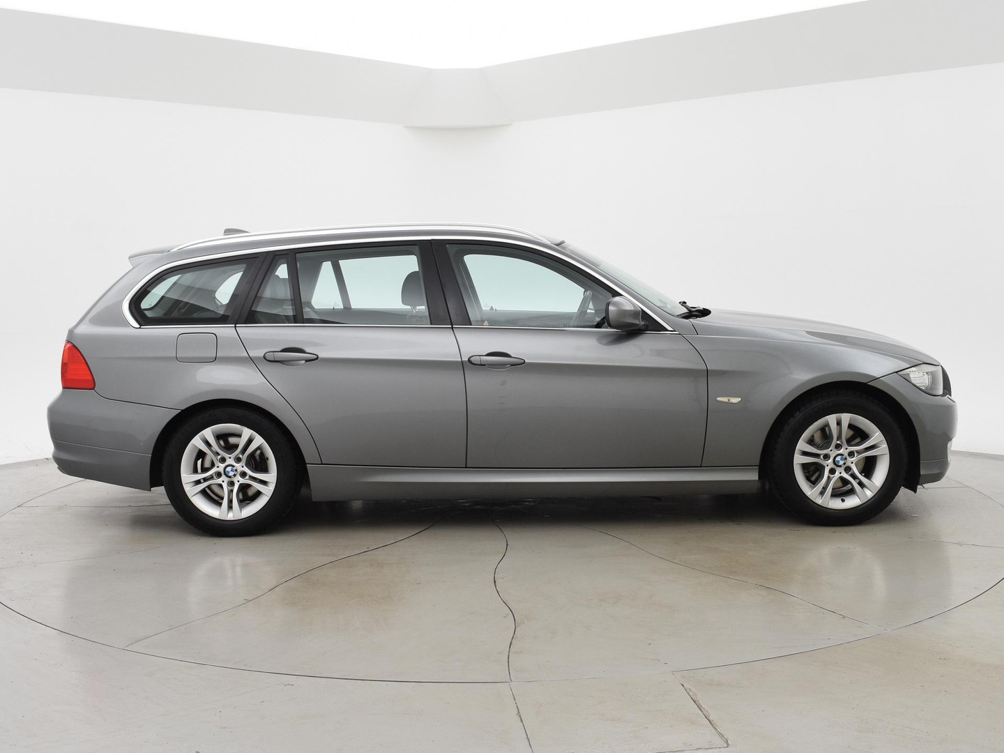 BMW BMW
