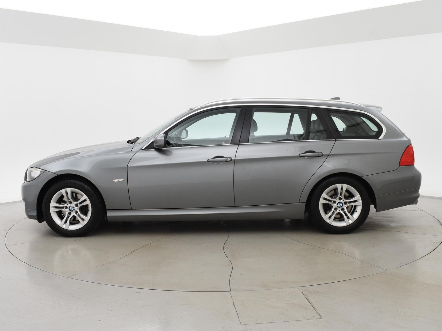 BMW BMW