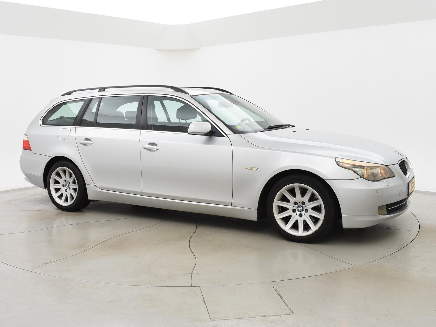 BMW BMW