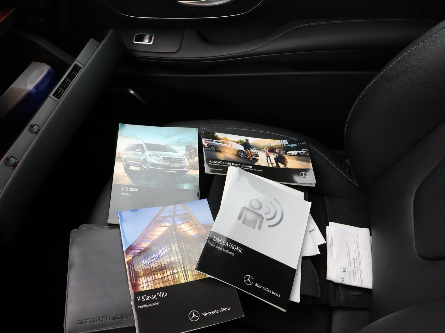 Mercedes-Benz Mercedes-Benz