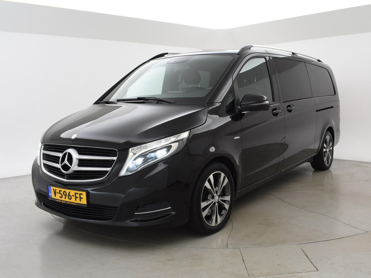 Mercedes-Benz Mercedes-Benz