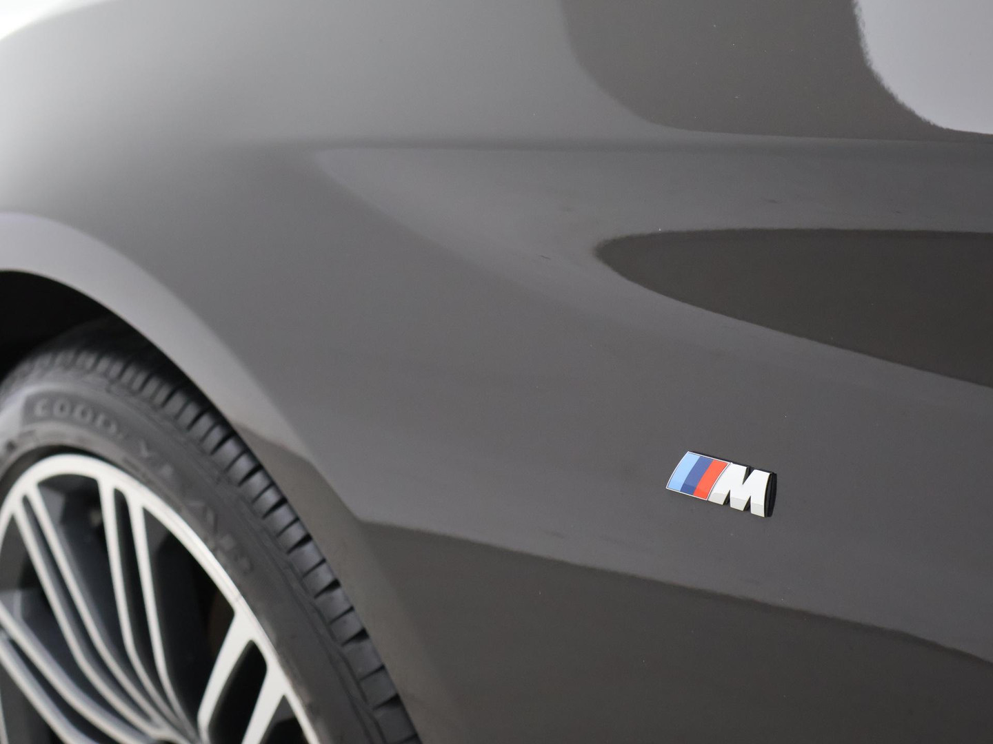 BMW BMW