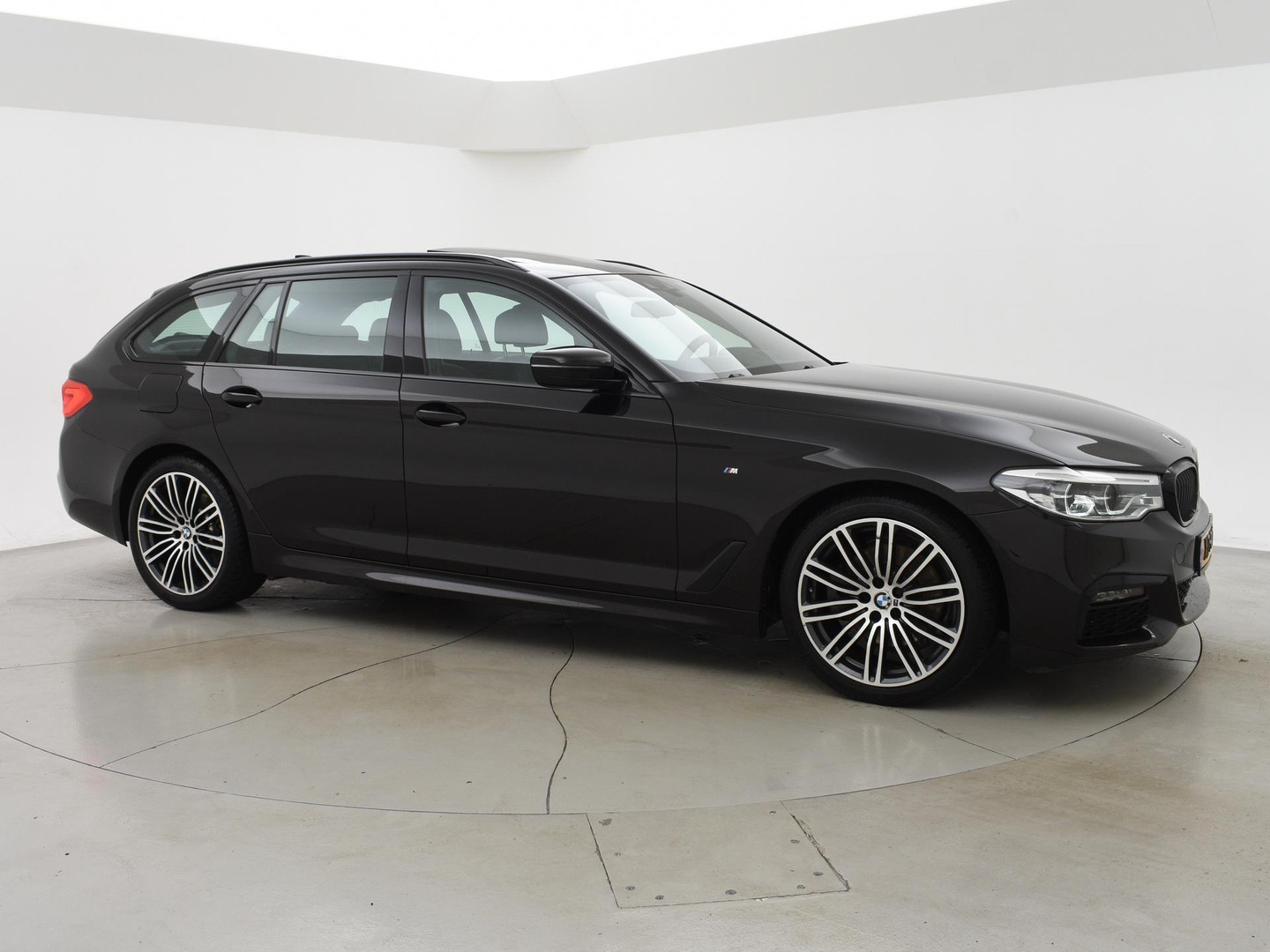 BMW BMW