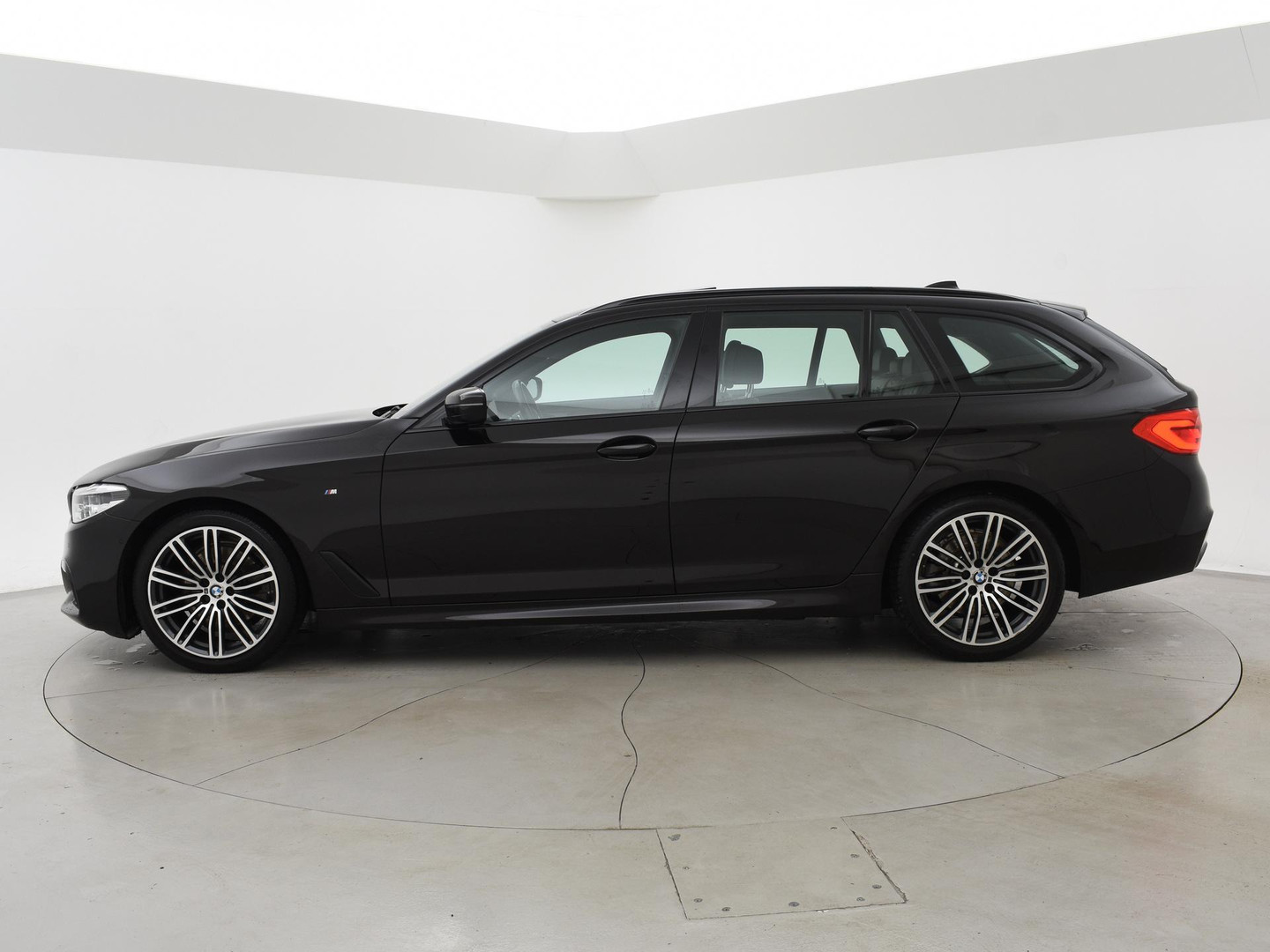 BMW BMW