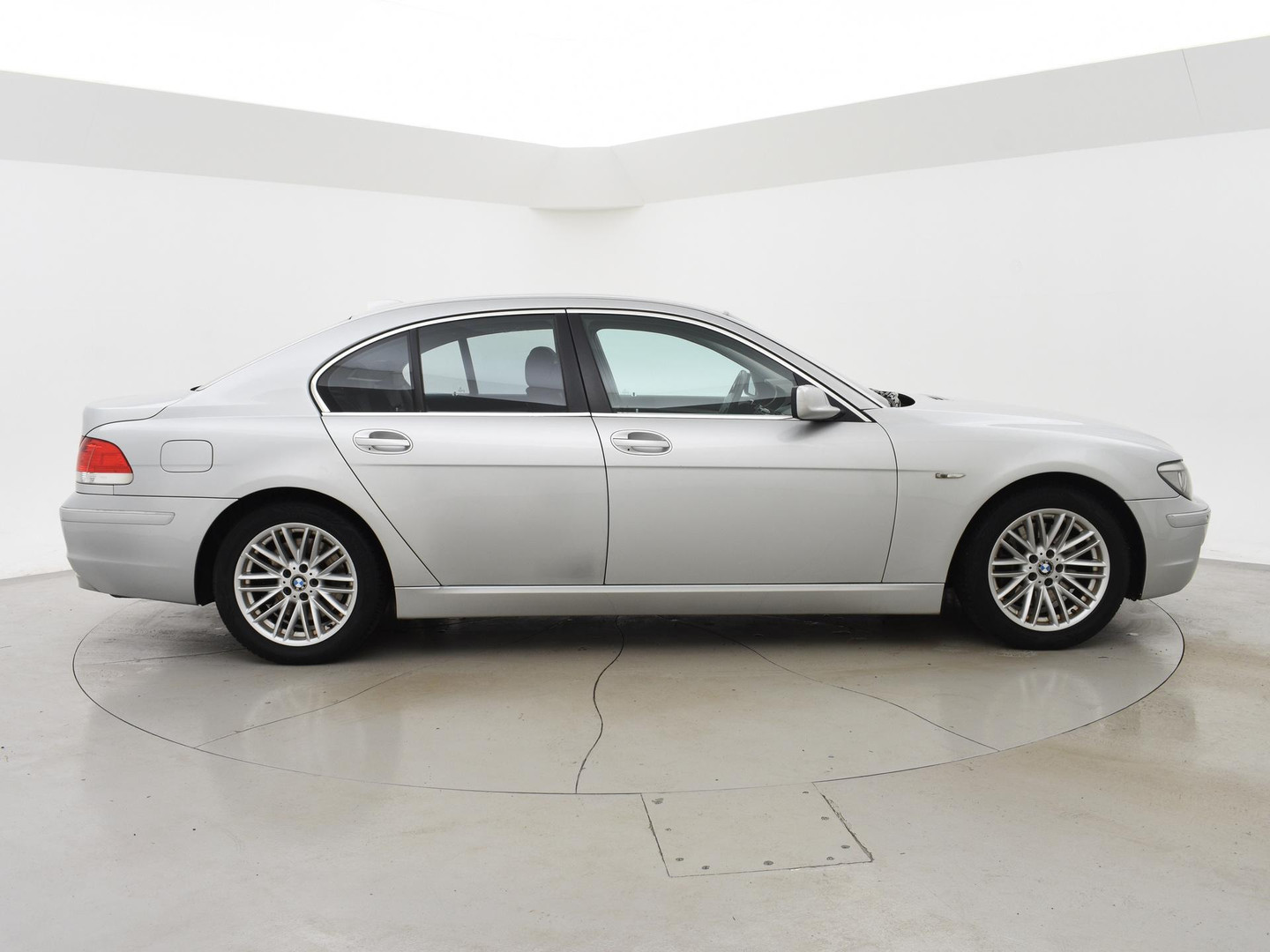 BMW BMW