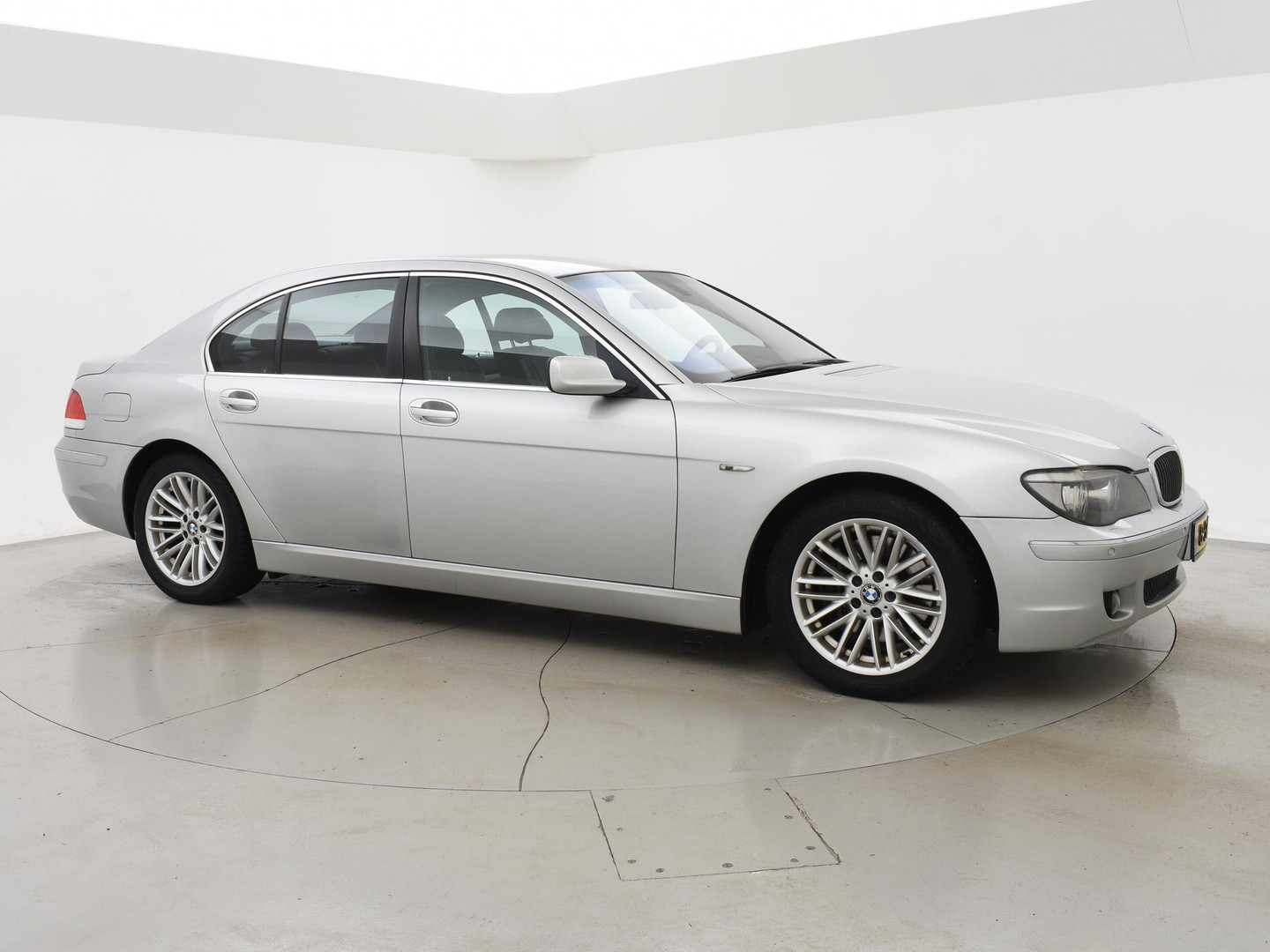 BMW BMW
