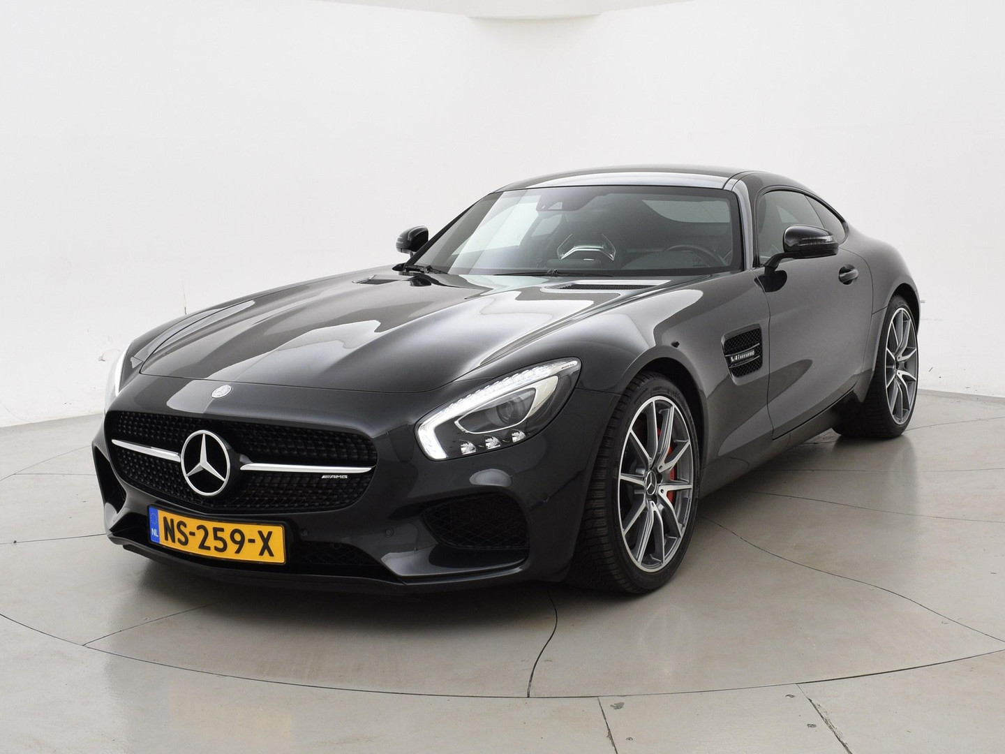 Mercedes-Benz Mercedes-Benz