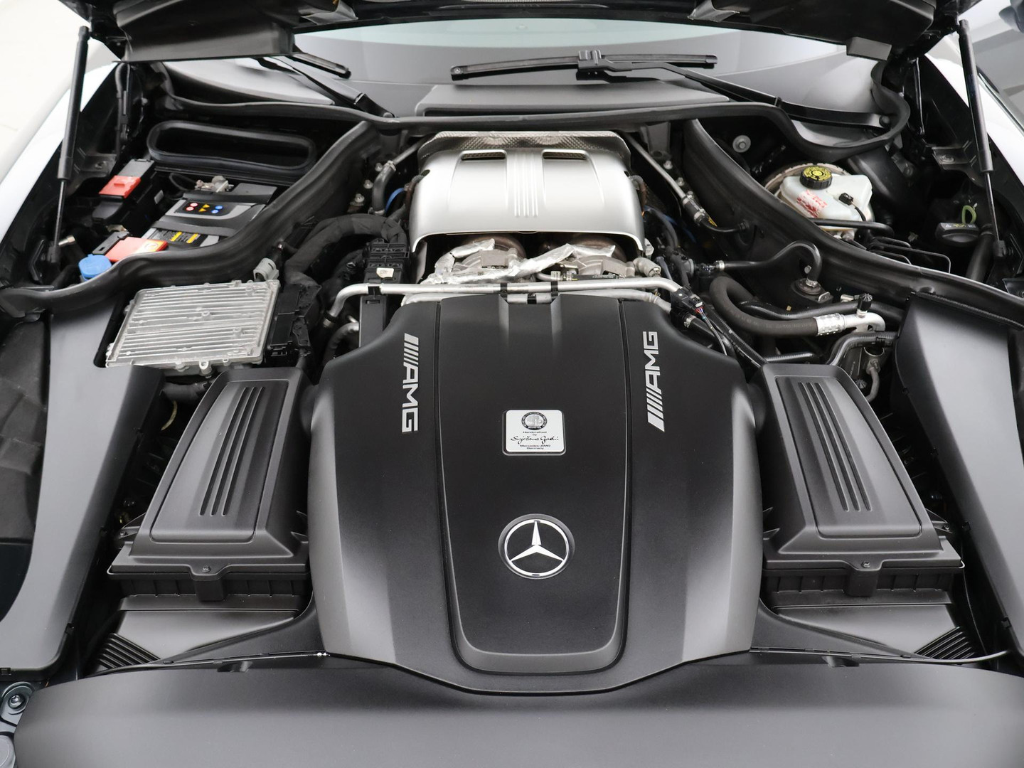 Mercedes-Benz Mercedes-Benz