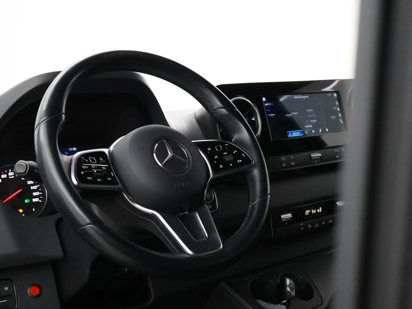 Mercedes-Benz Mercedes-Benz