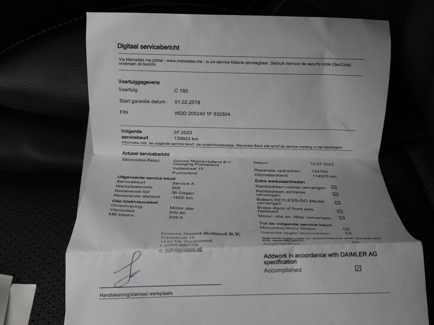 Mercedes-Benz Mercedes-Benz