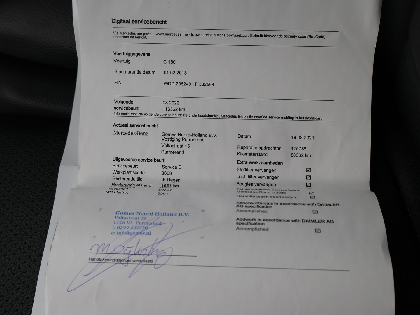 Mercedes-Benz Mercedes-Benz