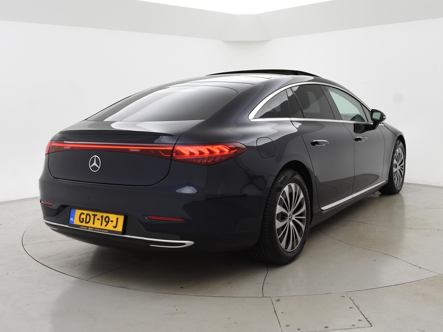 Mercedes-Benz Mercedes-Benz