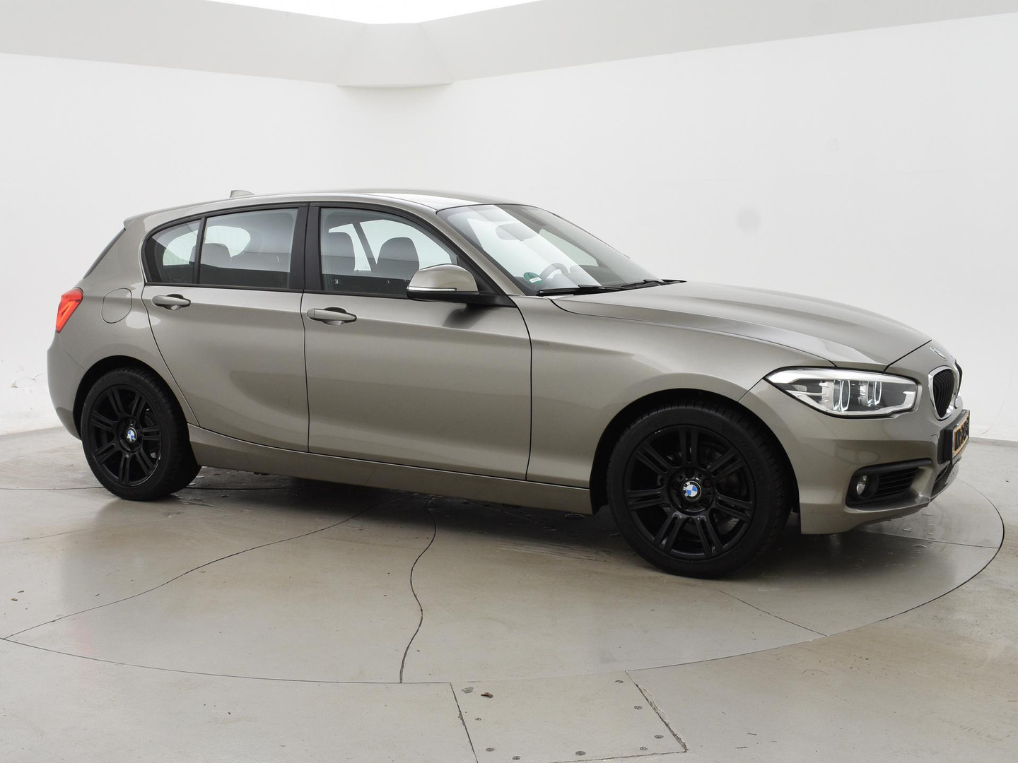 BMW BMW