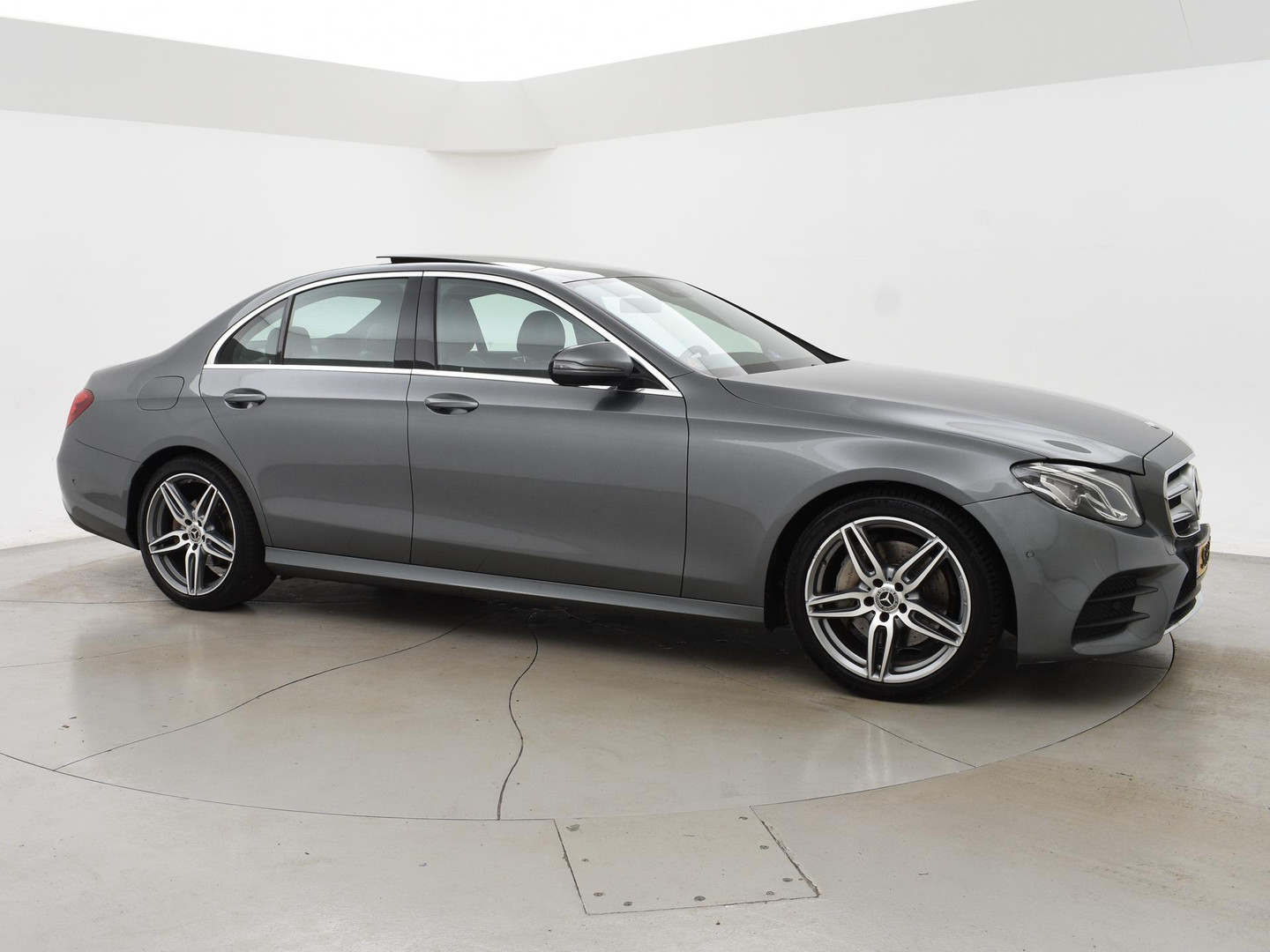 Mercedes-Benz Mercedes-Benz