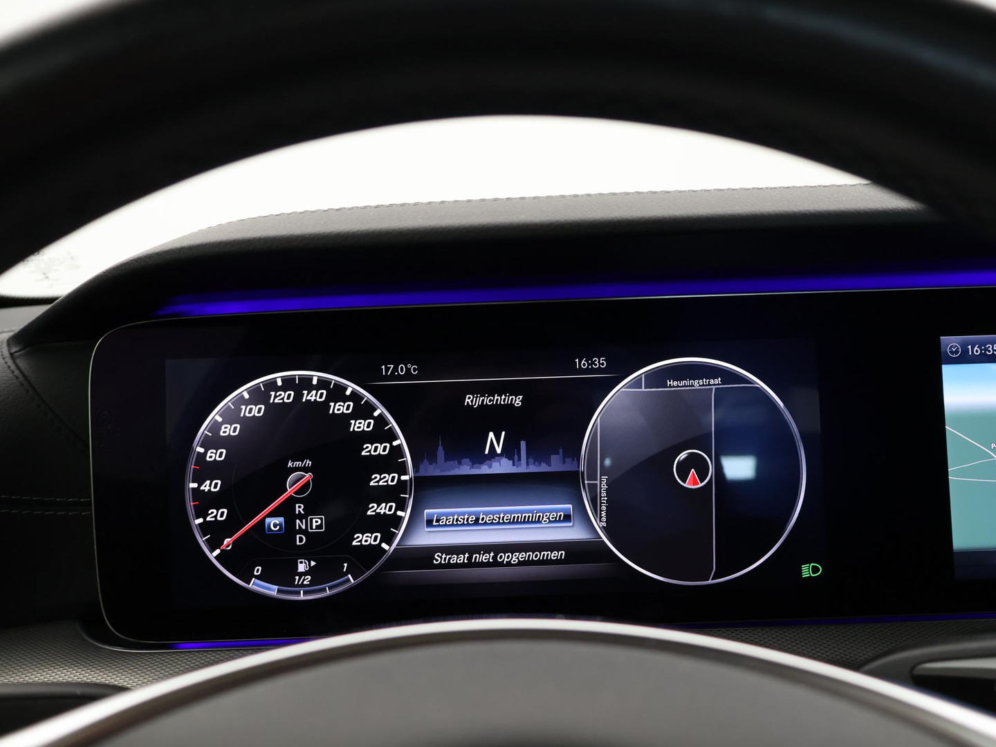 Mercedes-Benz Mercedes-Benz